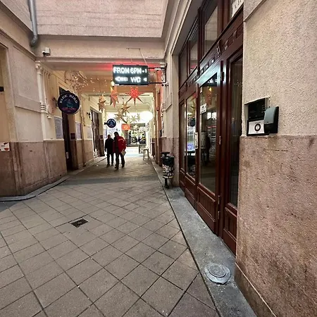 Ferienwohnung Le Grand Montjoux Besançon Exterior foto